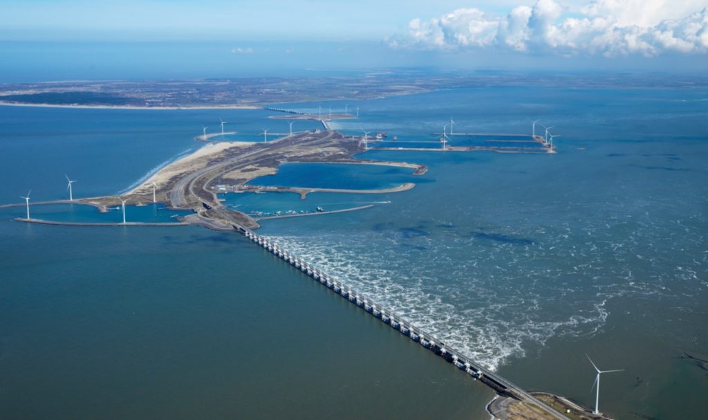 RES, Oosterscheldekering.