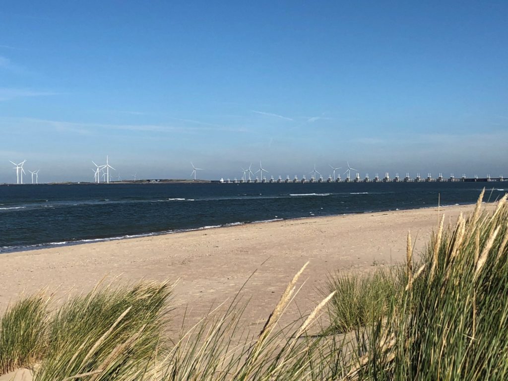 stormvloedkering en windmolens